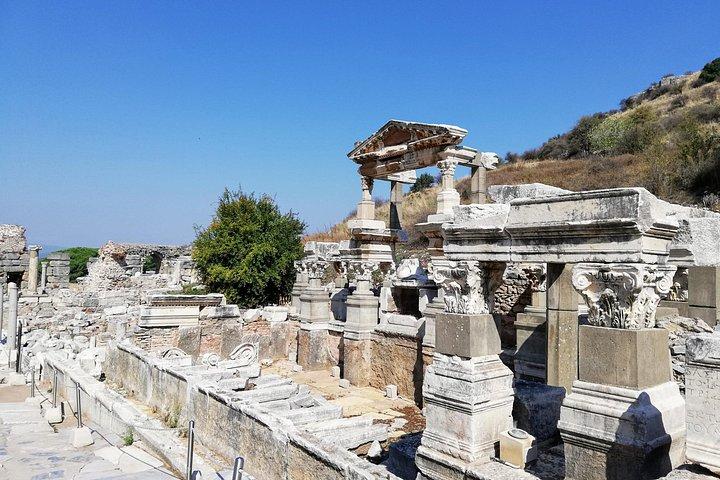 Istanbul to Ephesus Full Day Private Tour with Domestic Flights