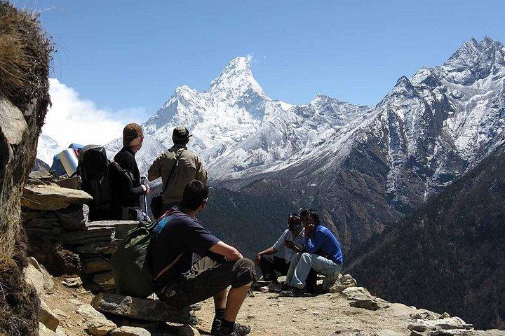 Everest High Pass Trekking