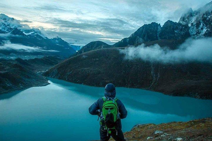 Everest High Pass Trekking