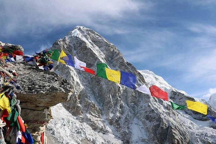 Everest High Pass Trekking