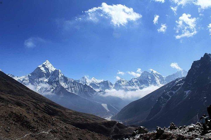 Everest High Pass Trekking