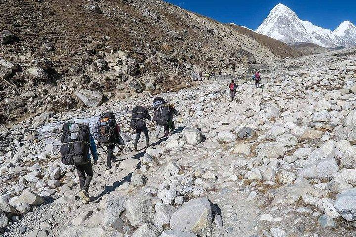 Everest High Pass Trekking
