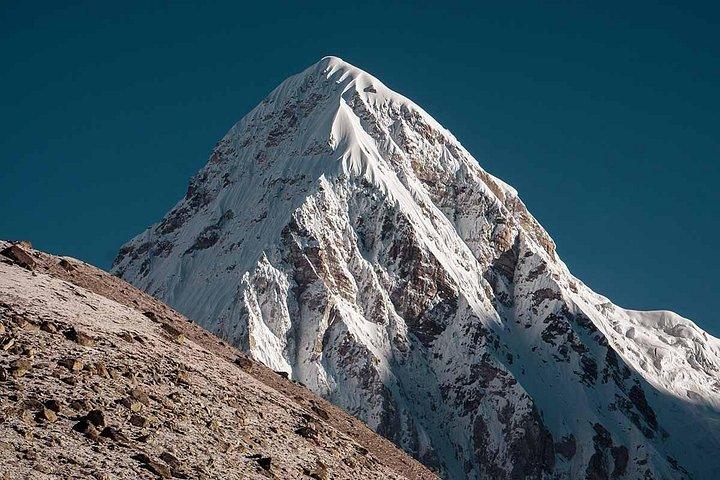 Everest High Pass Trekking