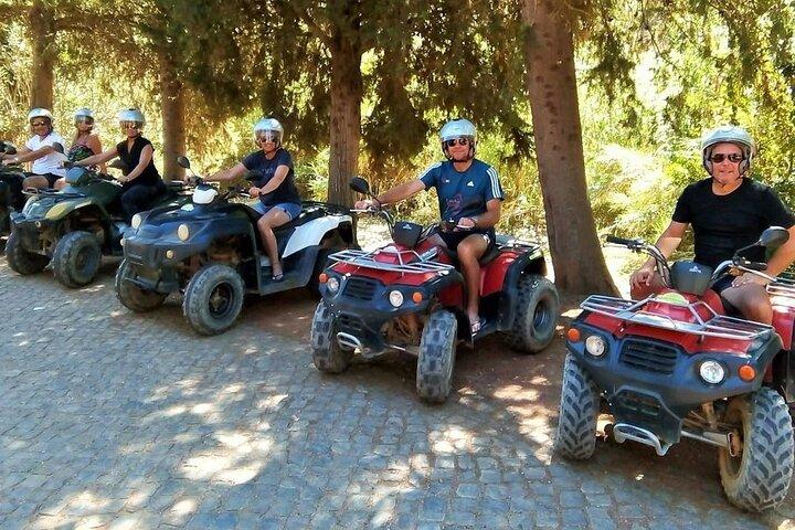 Quad Biking Sightseeing Tour i Albufeira