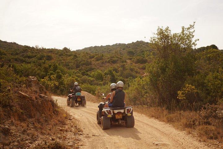 Quad Biking Sightseeing Tour i Albufeira