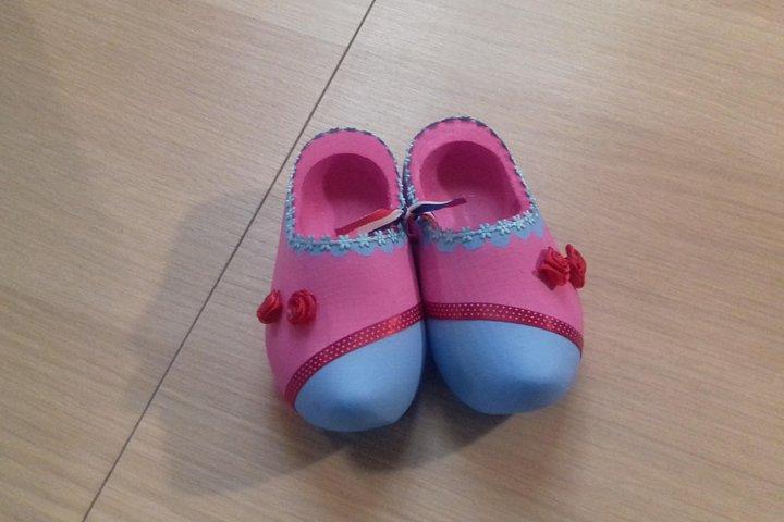 Simonehoeveの木製靴塗装プライベートワークショップ