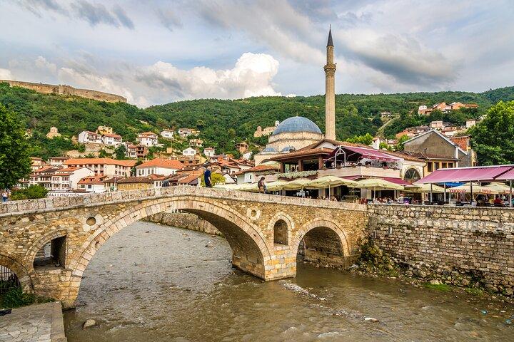 Kosovo, Prizren-dagstur fra Tirana