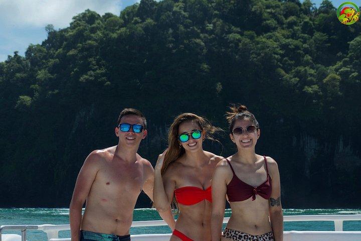 Catamaran Tour Manuel Antonio