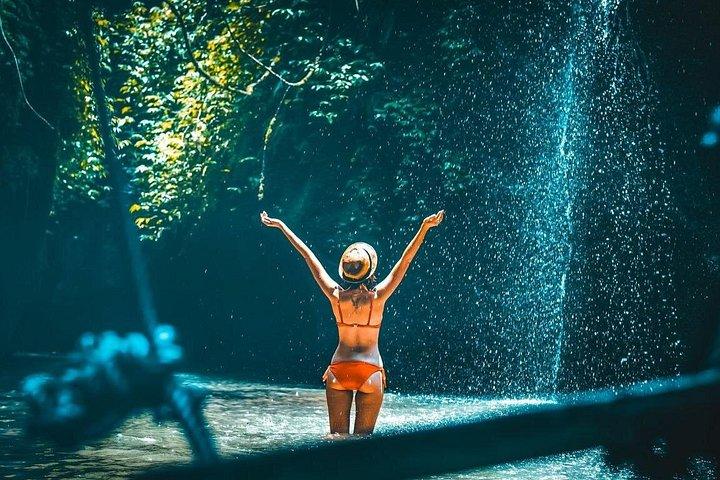 ロマンチックなバリ島プライベートツアー-カップルのためのカスタムツアー
