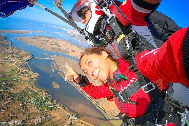 Algarve Tandem Skydive 15.000ft (5000m)