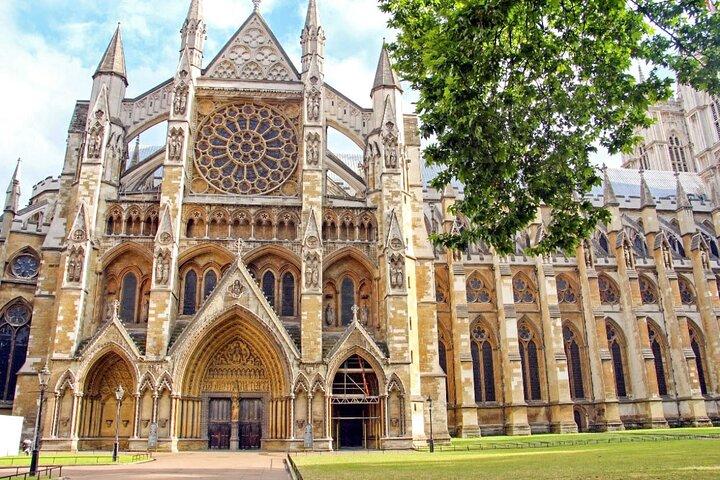 Visite gastronomique ultime de Londres : 8 plats britanniques et 30 monuments londoniens