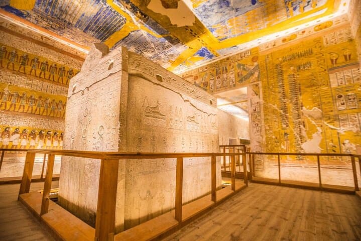 Private Luxor West Bank: Valleys of the Kings, Temple of Hatshepsut, Memnon