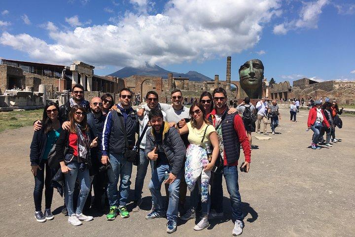 Pompeya y Herculano con arqueólogo, grupo pequeño de 10!!!