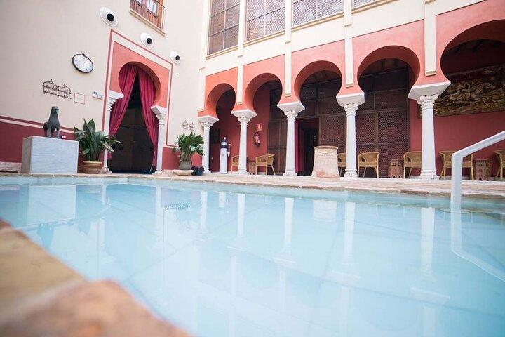 Cordoba Walking Tour with Arabian Baths Experience