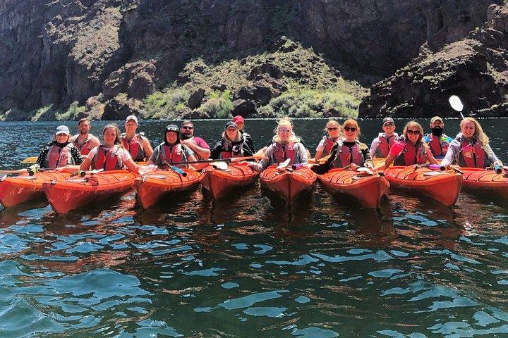 Grand Canyon Helicopter Flight com Emerald Cave Kayak Tour