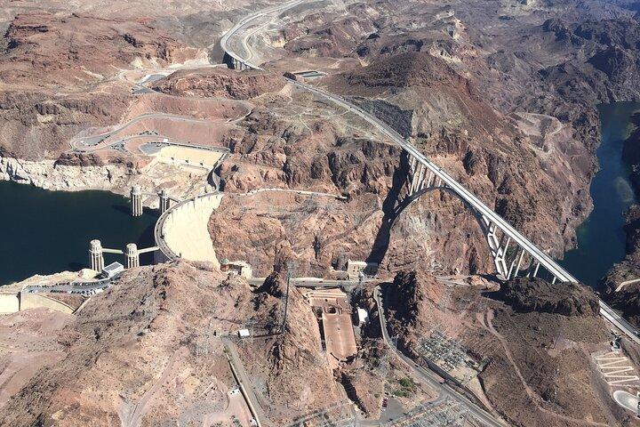 Grand Canyon Helicopter Flight com Emerald Cave Kayak Tour
