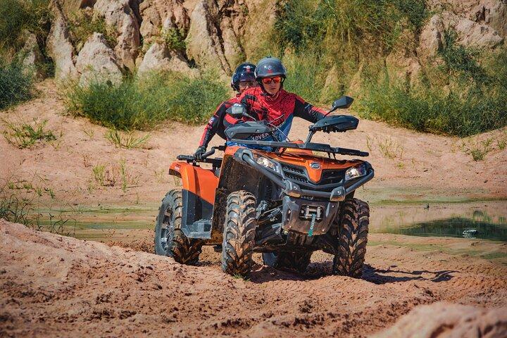 パタヤ34km ATVまたはバギーアドベンチャーを体験するライダーツアー