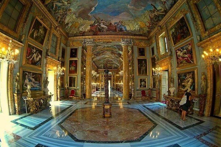 The Colonna Palace Walking Tour