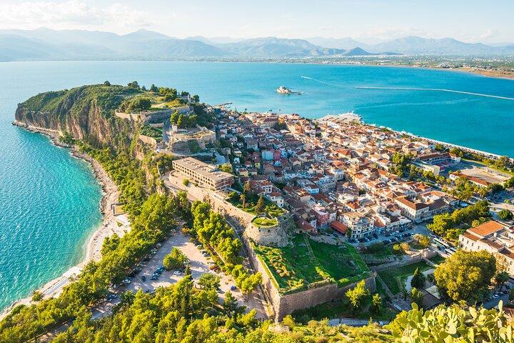 コリント運河へのプライベートレジャー日帰り旅行-ナフプリオン-トロビーチ