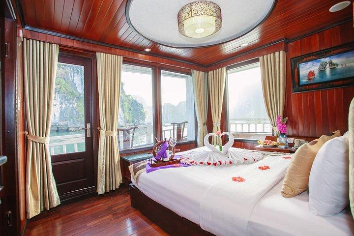 Baie d'Halong 2 jours / 1 nuit avec croisière 4 étoiles tout compris