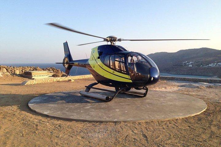 Transferência privada de helicóptero de Santorini para Ios