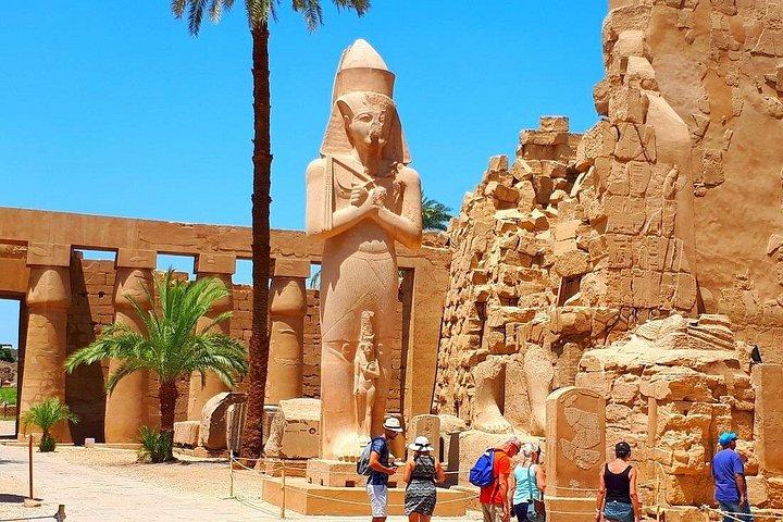 アスワンからルクソールまでのナイルクルーズフライトでカイロから3泊4日