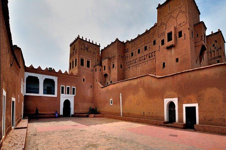 Privat 2-dages tur til Zagora-ørkenen, kamelvandringer i Tinfou-klitter fra Marrakech