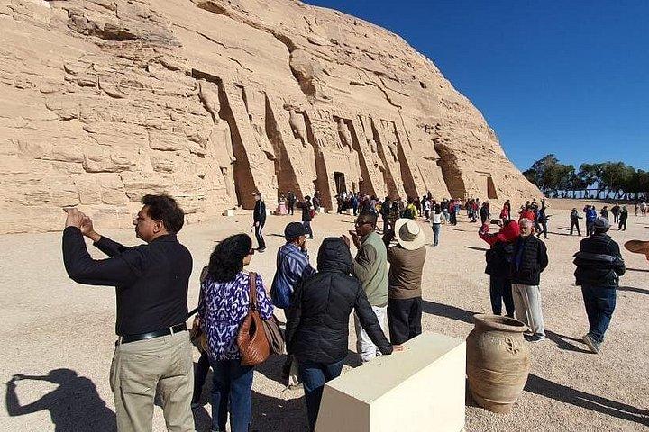 Abu Simbel Temples privat guidet tur fra Aswan med bus