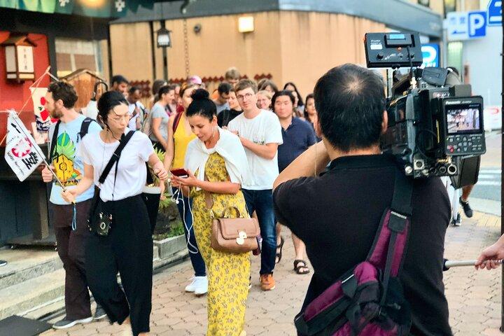 Excursão a pé pela noite de Gion