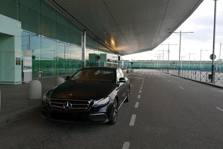 Trasferimento privato dall'aeroporto di Barcellona alla città di Barcellona