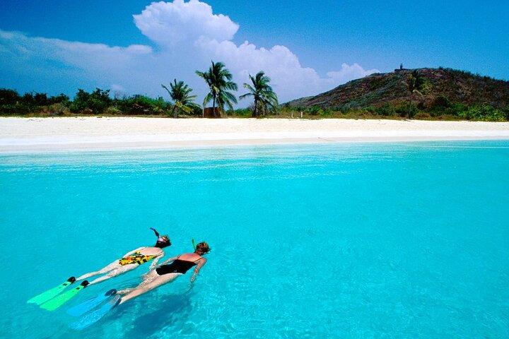 Culebra Motorboot Schnorcheln & Strandtour All Inclusive