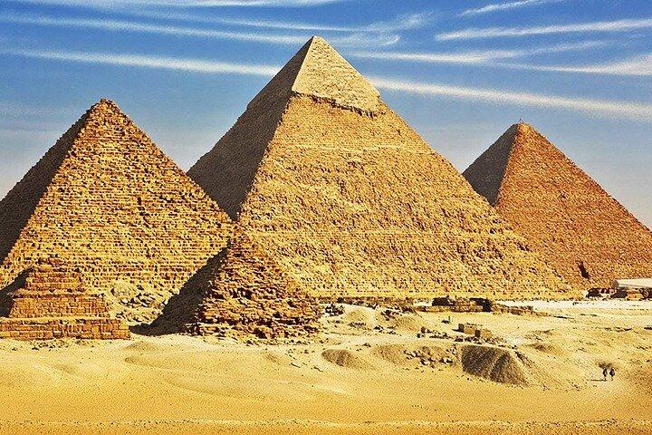 Pyramids, Sakkara & Dahshur Tour au Caire