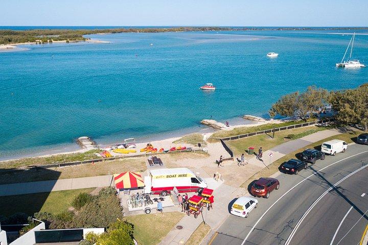 北ブリビー島への 1 時間のシングルまたはダブル カヤック レンタル