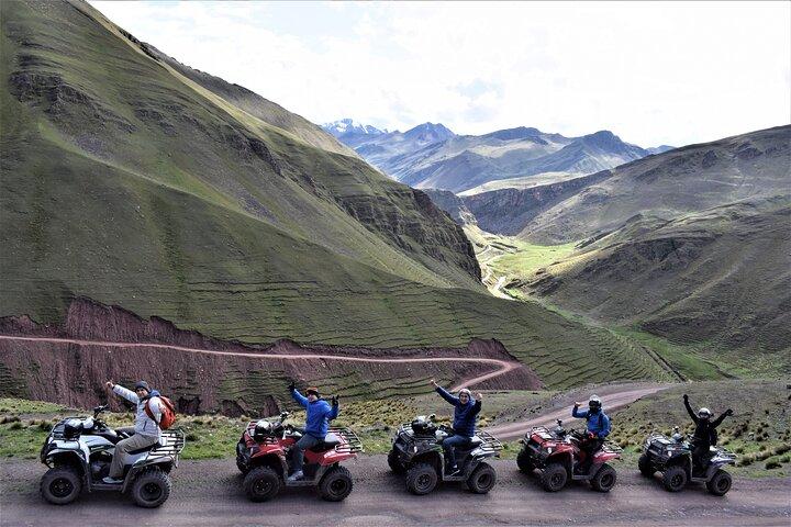 Rainbow Mountain En Cuatrimoto