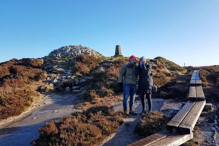 Percorri le tombe e i sentieri nelle montagne di Dublino