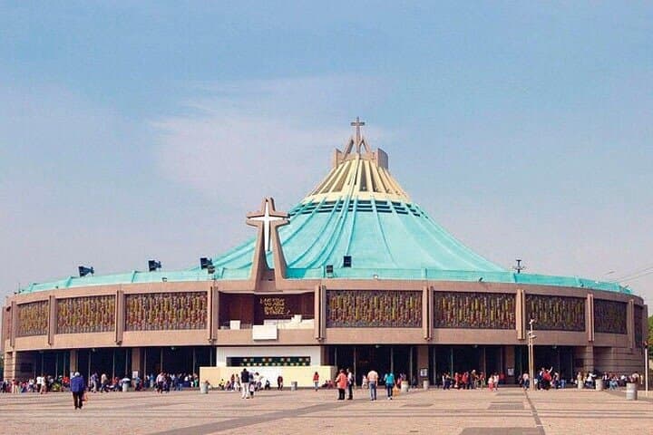 Teotihuacan and Basilica of Guadalupe with mezcal, tequila & handcrafts