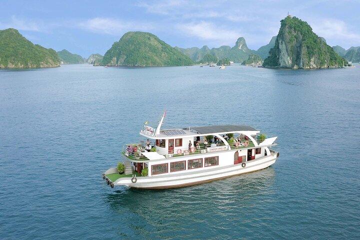 Halong Bay Discovery Cruise Luxe 1 dag