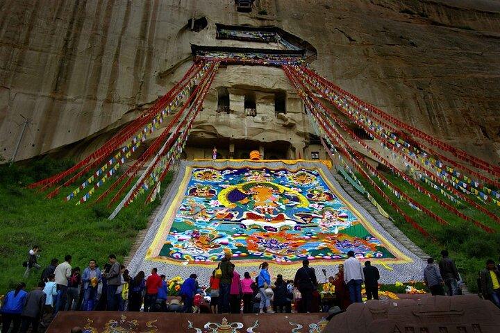 5 Tage Seidenstraßentour durch die Dunhuang Mogao Grotten und die Zhangye Danxia Landschaft