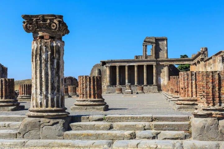 Transfer Naples Sorrento plus Pompeii or vice versa