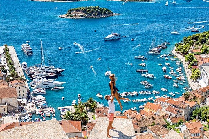 HVAR & 4 Islands PRIVATE BOAT TOUR