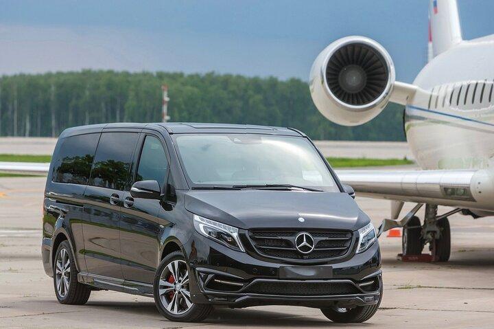CDG / ORLY / LBG空港からパリへのプライベート送迎（Van-7 Pax）