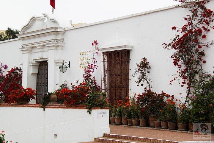 Pueblo Libre district and Larco Museum