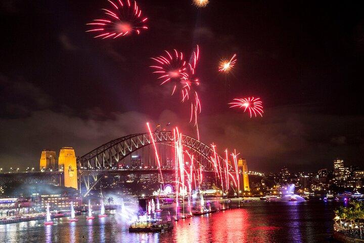 Dîner et feux d'artifice sur le port de Sydney