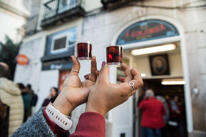 Lisbon Like a Local : privéwandeling met drankproeverij