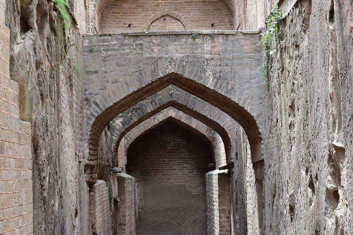 イスラマバードから：終日ロタスフォート（ユネスコ遺産サイト）ガイド付き旅行