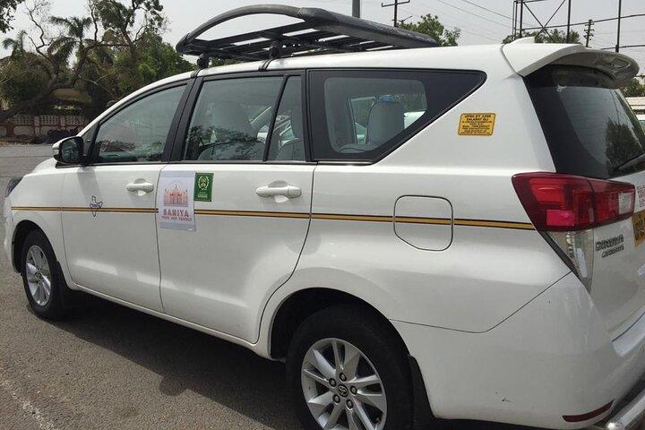 Private Transfer: Agra Hotel to Delhi International Airport