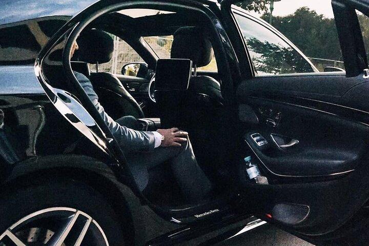 Traslado de Llegada : Aeropuerto de Madrid MAD a Madrid en Coche de Negocios