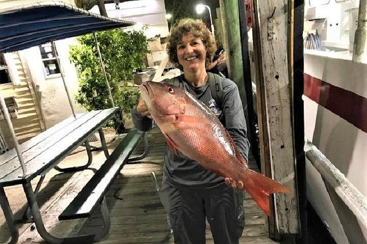 フォート ローダーデールでの 4 時間の日中または夜間のリーフ ボトム フィッシング チャーター