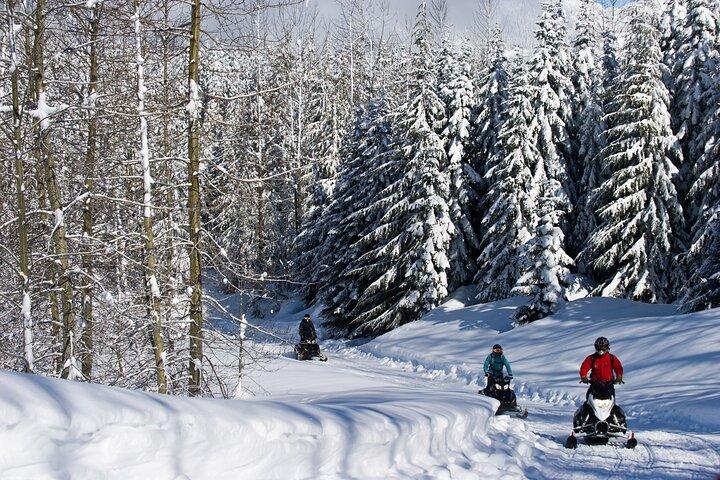 Callaghan Cruiser Schneemobiltour