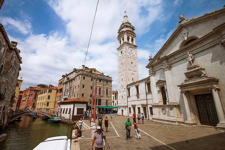 Excursão guiada Veneza a pé e caminhada em Gondola Compartilhada